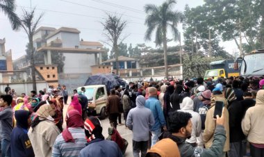 ঢাকা-আরিচা মহাসড়কে শ্রমিকদের আন্দোলন, ১ ঘণ্টা যান চলাচল ব্যাহত 