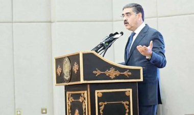 ভালোবাসার মানুষকে বিয়ে করুন : পাকিস্তানের প্রধানমন্ত্রী