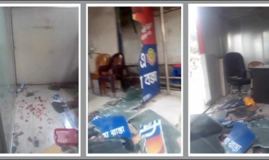 ধানমন্ডিতে পুলিশ বক্সে অটোরিকশা চালকদের হামলা