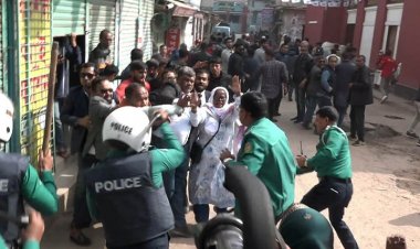 বরিশালে বিএনপির লিফলেট বিতরণ কর্মসূচিতে পুলিশের লাঠিচার্জ, আটক ৭