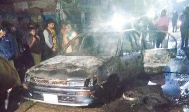 ময়মনসিংহে চলন্ত প্রাইভেটকারে আগুন