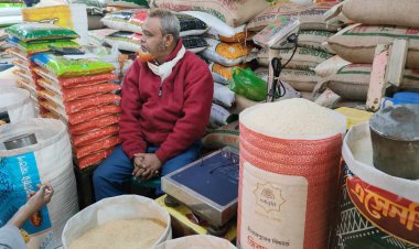 সিন্ডিকেটের দৌরাত্ম্য, সপ্তাহ ঘুরতেই চাল কেজিতে বাড়ল ৫ টাকা