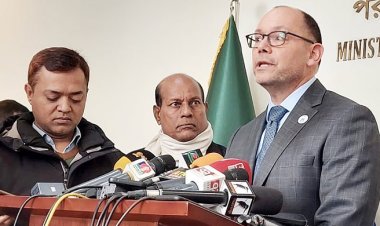  সম্পর্ক এগিয়ে নেওয়ার প্রত্যাশা পিটার হাসের