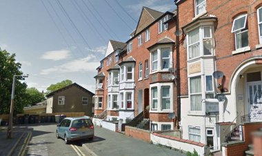 একা ঘরে বাবার মৃত্যু, খাবার না পেয়ে মারা গেল দুই বছরের শিশু