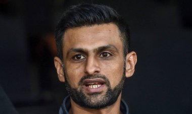 চলে গেলেন শোয়েব মালিক, বিপিএলে আর খেলবেন না