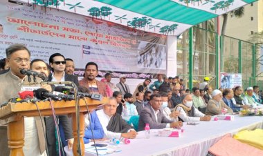  বিএনপির বড় বড় নেতারা হচ্ছেন রাজনীতির কাক: পররাষ্ট্রমন্ত্রী