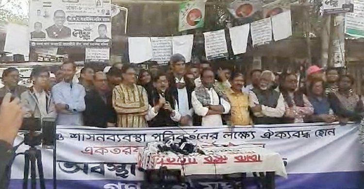 হরতাল সফল, বাসা থেকে বের হয়ে একটা রিকশাও পাইনি: মান্না