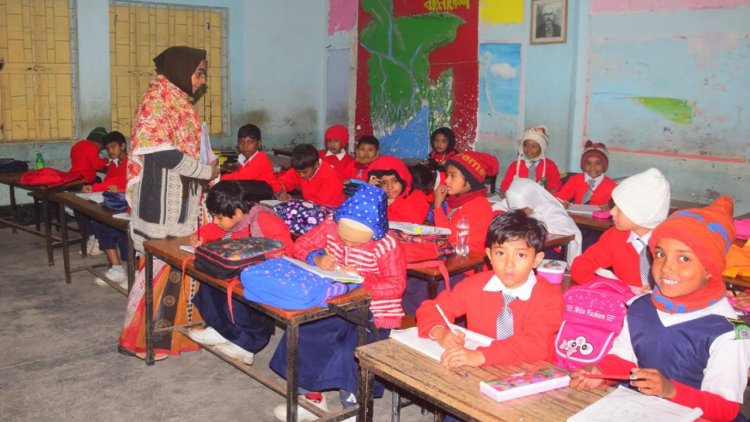 রাজশাহীতে তীব্র শীতে প্রাথমিক ও মাধ্যমিক বিদ্যালয় বন্ধ ঘোষণা