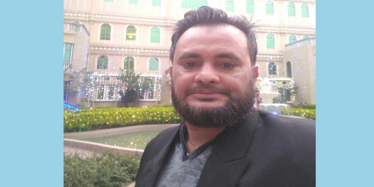 প্রকাশ্যে যুবলীগ নেতাকে পিটিয়ে হত্যা