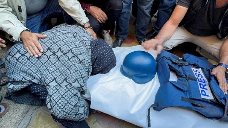 ইসরায়েলি বাহিনীর হামলায় গাজায় ১২০ সাংবাদিক নিহত