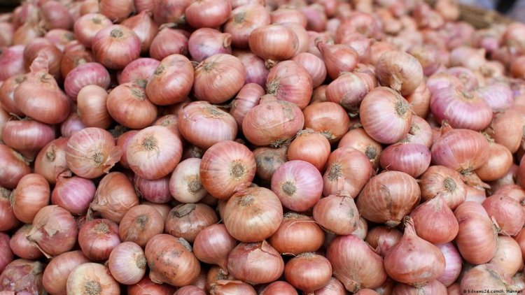 আবার সেঞ্চুরির ঘরে পেঁয়াজ