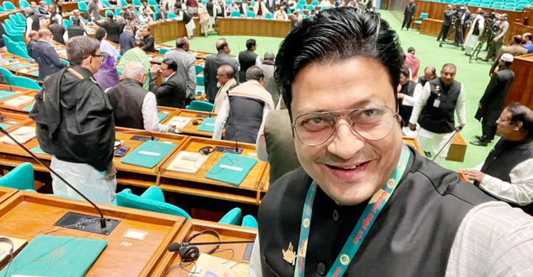প্রথমবার সংসদ অধিবেশনে গিয়ে যা বললেন ফেরদৌস