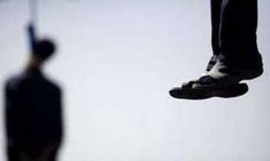 ইস্ট ওয়েস্ট শিক্ষার্থীর ঝুলন্ত মরদেহ উদ্ধার