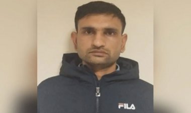 ভারতীয় দূতাবাসে কর্মরত পাকিস্তানের গোয়েন্দা, গ্রেপ্তারে চাঞ্চল্য