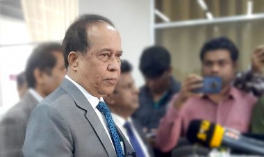 নির্বাচনে গণমাধ্যমের অনেক সহযোগিতা পেয়েছি : সিইসি