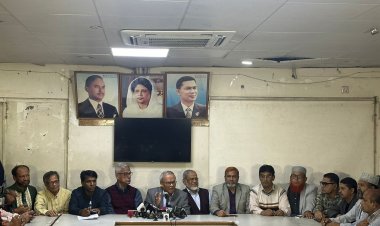 দেশকে ঋণের ফাঁদে ডুবিয়েছে সরকার: রিজভী