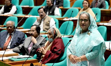 আওয়ামী লীগ আগামী ৫ বছরে উন্নয়নের ধারা অব্যাহত রাখতে প্রতিশ্রুতিবদ্ধ : প্রধানমন্ত্রী