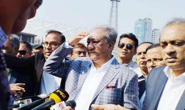 বঙ্গবন্ধু স্টেডিয়ামের প্রেস বক্স দেখে বিস্মিত-অসন্তুষ্ট পাপন