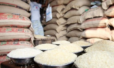 রোজায় মিলতে পারে দাম উল্লেখ করা চালের বস্তা