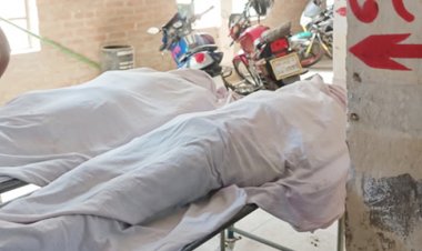  পূর্বধলায় ট্রাকচাপায় সিএনজি চালকসহ নিহত ২