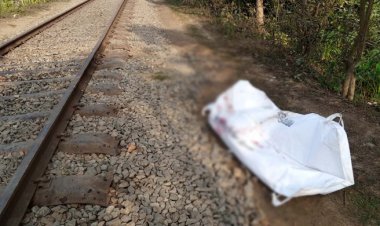 ঋণের দায়ে ট্রেনের নিচে ঝাঁপ দিলেন যুবক