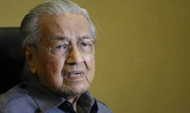 মালয়েশিয়ার সাবেক প্রধানমন্ত্রী মাহাথির মোহাম্মদ আবারও হাসপাতালে