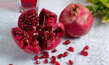 প্রতিদিন বেদানা খেলে যেসব উপকার পাবেন