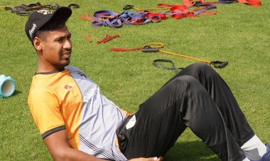 মাথায় আঘাত পেয়ে হাসপাতালে মুস্তাফিজ