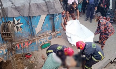গাজীপুরে ট্রাকচাপায় প্রাণ গেলো তিনজনের