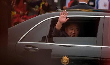 কিমকে গাড়ি উপহার দিলেন পুতিন