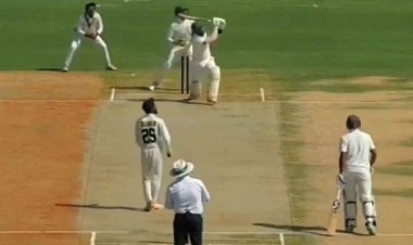 ফের ৬ বলে ৬ ছক্কা দেখল বিশ্ব