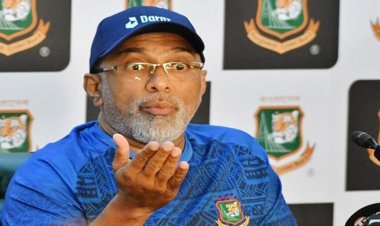 ‘বিপিএল দেখলে টিভি বন্ধ করে দেই’ বিস্ফোরক মন্তব্য হাথুরুর