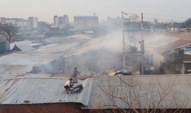 টঙ্গীতে তুলার গোডাউনে আগুন