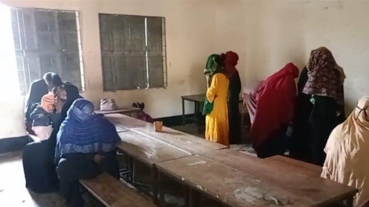 মিয়ানমারে সংঘাত: আশ্রয়কেন্দ্রে অবস্থান করছে ২৮ পরিবারের ১৪০ জন