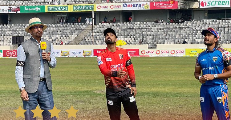 খুলনার বিপক্ষে টসে জিতে ব্যাটিংয়ে কুমিল্লা