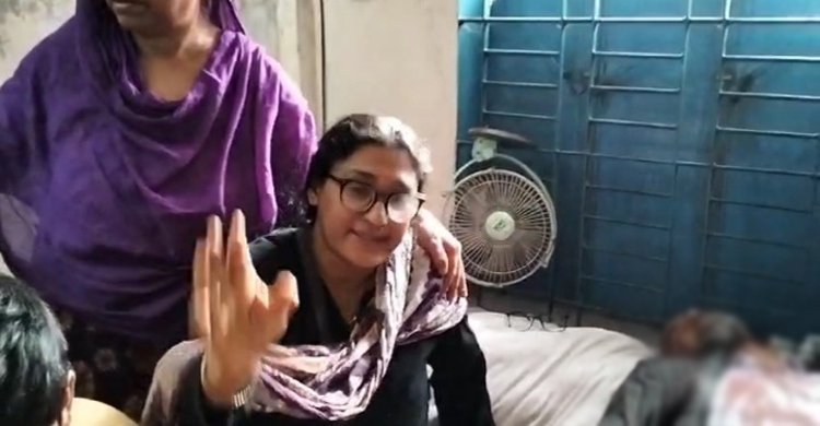 আশুলিয়ায় বাসা থেকে গলাকাটা মরদেহ উদ্ধার