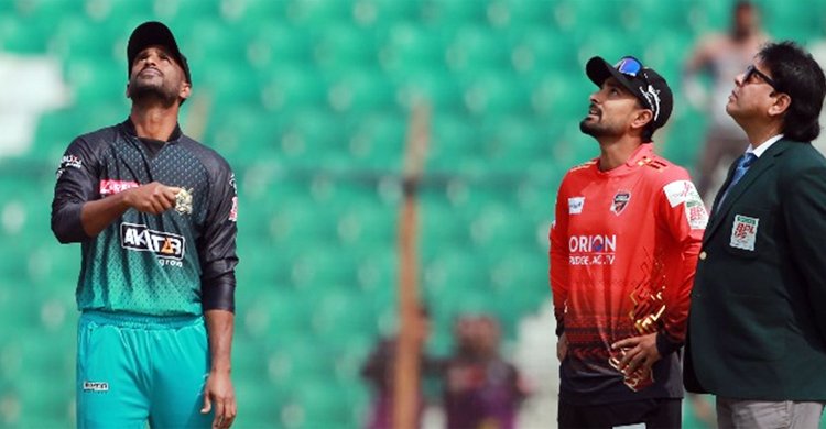 টস জিতে কুমিল্লাকে ব্যাটিংয়ে পাঠালো চট্টগ্রাম