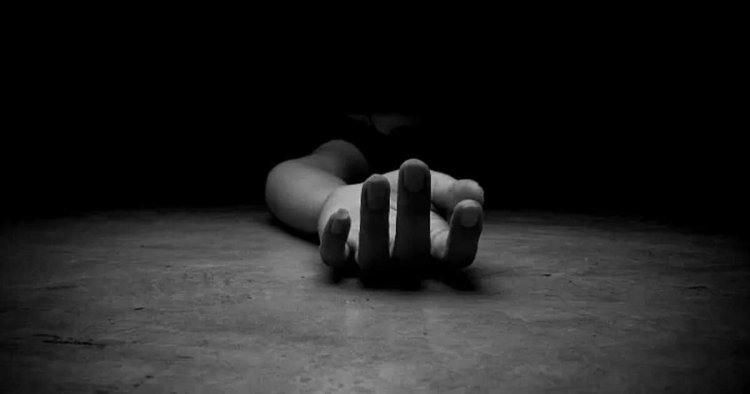 সাভারে ছাদ থেকে পড়ে ইউনিভার্সিটি ছাত্রের রহস্যজনক মৃত্যু