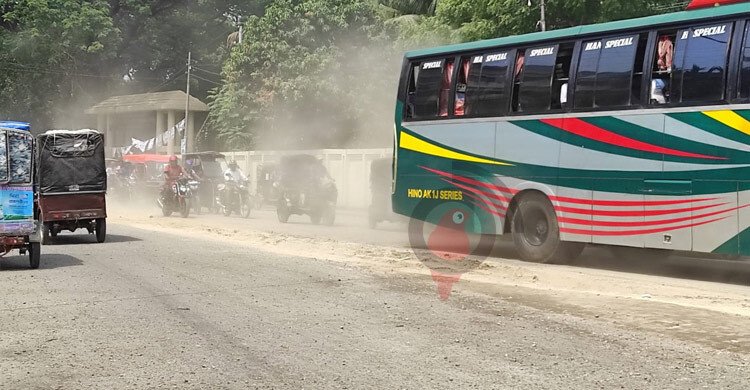 খুবই অস্বাস্থ্যকর বায়ু নিয়ে ঢাকা আজ দ্বিতীয়