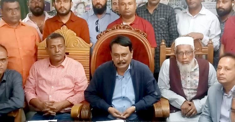 হাওরে নির্ধারিত সময়ে বাঁধের কাজ শেষ না হওয়ায় বিএনপির প্রতিবাদ