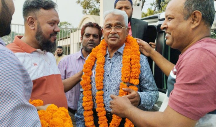 মোয়াজ্জেম হোসেন আলাল কারামুক্ত