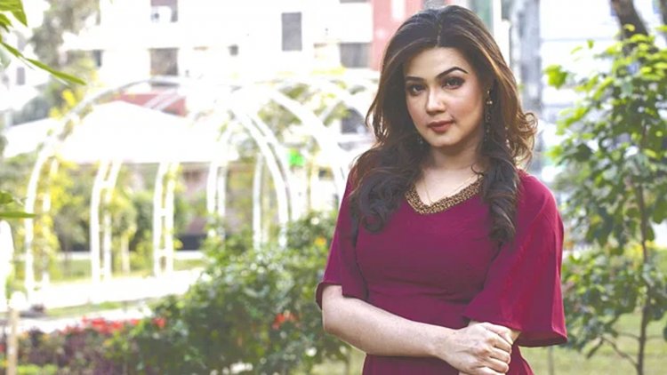 বিচ্ছেদের এক সপ্তাহের মধ্যে রহস্যময় স্ট্যাটাস মাহির