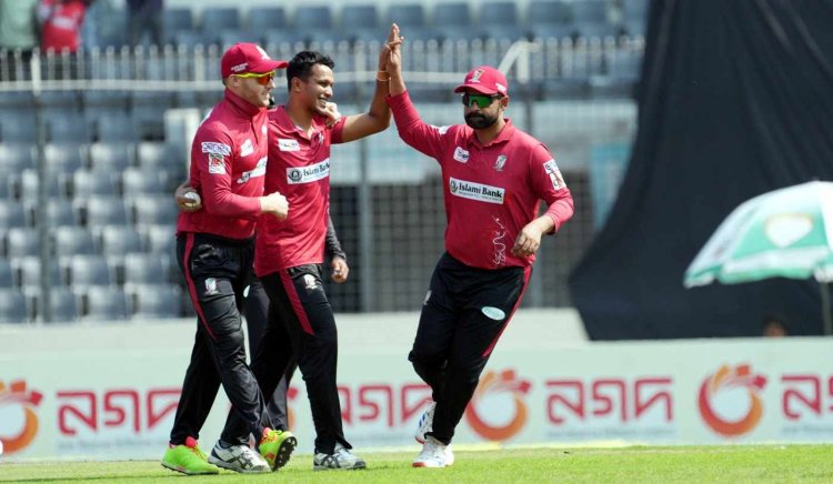 দেড়শ রানও করতে পারল না চট্টগ্রাম