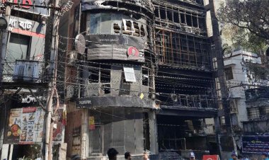 আবাসিক ভবনে রেস্টুরেন্ট বন্ধ ও ক্ষতিপূরণের নির্দেশনা চেয়ে রিট