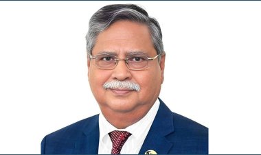 স্বাস্থ্য পরীক্ষা শেষে দেশে ফিরেছেন রাষ্ট্রপতি