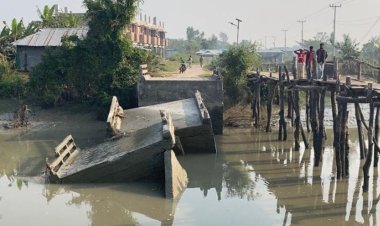 ১৩ বছরে একবারও সংস্কার হয়নি সড়ক, পর্যটক হারাচ্ছে নিঝুমদ্বীপ