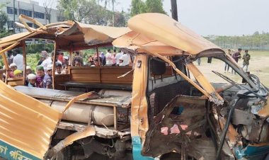  পিকআপ-লেগুনা মুখোমুখি সংঘর্ষে এক পরিবারের ৫ জন নিহত