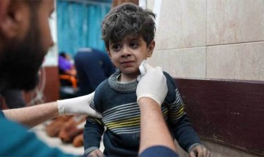 গাজার নুসেইরাত শরণার্থী শিবিরে ইসরায়েলি হামলায় নিহত ২৭