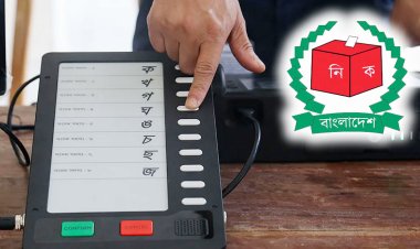 সংরক্ষণে থাকা ইভিএম এখন ইসির ‘গলার কাঁটা’