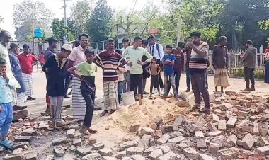  পাবনায় বয়লার বিস্ফোরণে শিশুসহ নিহত ২